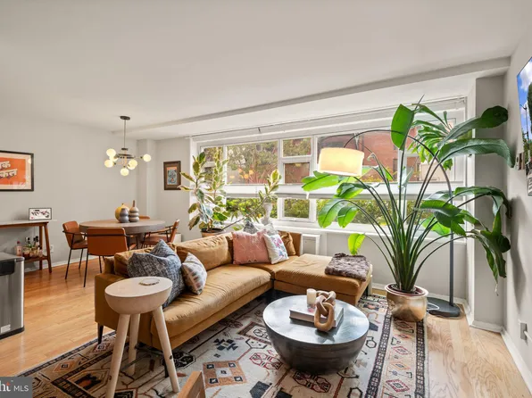 1545 18th St NW Unit 117, Washington, DC 20036
