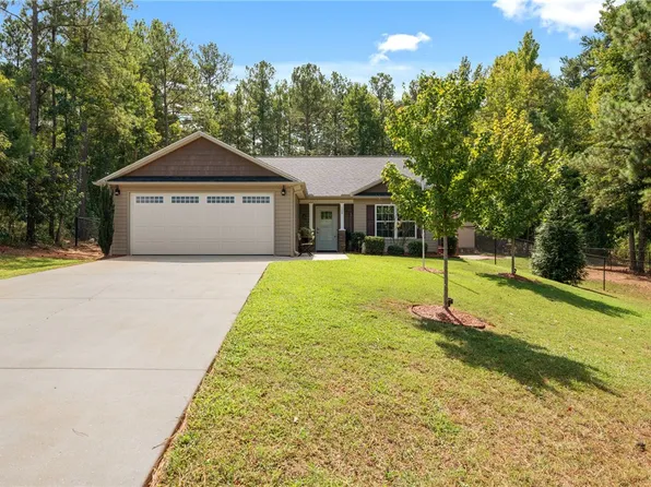 108 Sm Lyerly Rd, Anderson, SC 29621