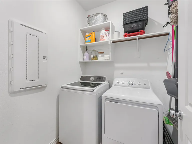 5028 Waterway Dr — Photo 30