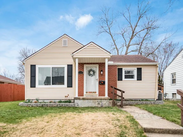 619 W 8th St, Marysville, OH 43040