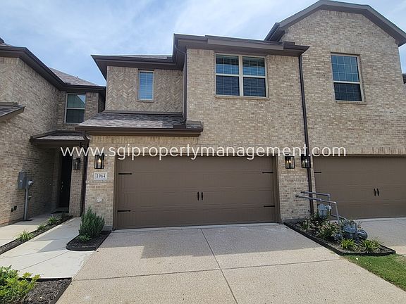 2nd image of 1064 Keswick Dr