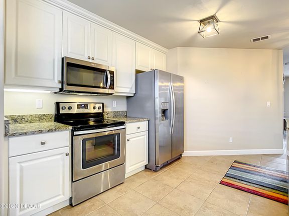 5th image of 424 Luna Bella Ln APT 423