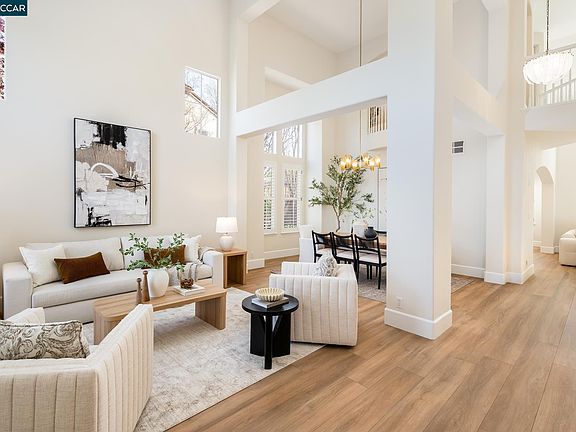 5th image of 9321 Mediar Dr