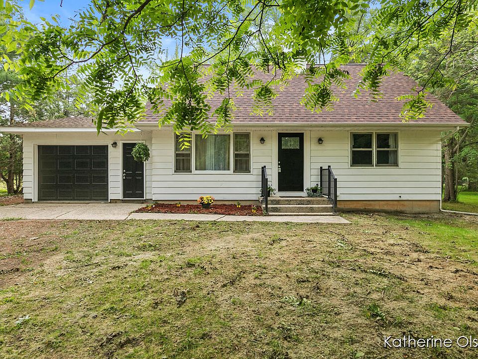 1st image of 1766 Maplerow Ave NW