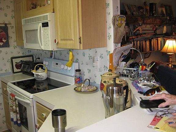 4th image of 25744 Espanola Dr