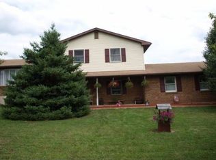 201 Tatamy Rd, Nazareth, PA 18064