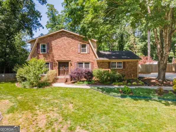 1652 Weymouth Ct, Tucker, GA 30084