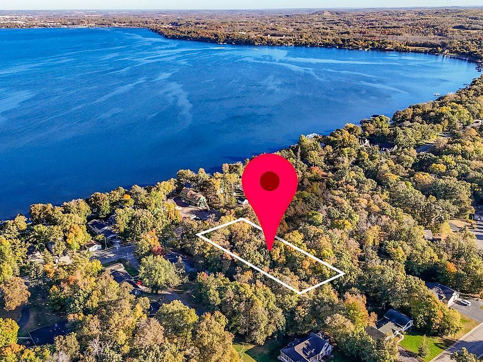1st image of 1077 S Shore Dr
