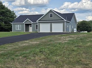 30 Bartlett Cove Rd #30, Orrington, ME 04474