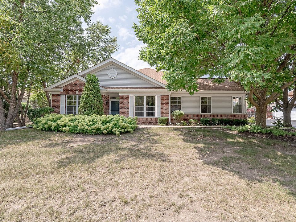 1st image of 21366 W Juniper Ln