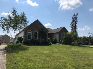 1686 Sandy Lake Rd, Ravenna, OH 44266