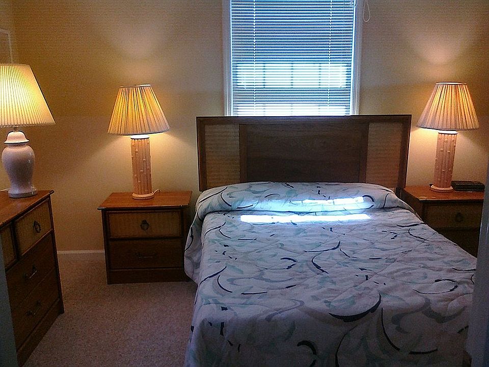 2nd image of 905 Saint Louis Ave #10401