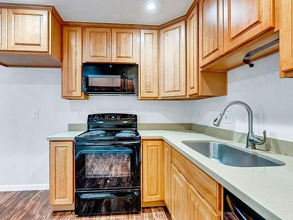 5th image of 41 Griggs Ln #41
