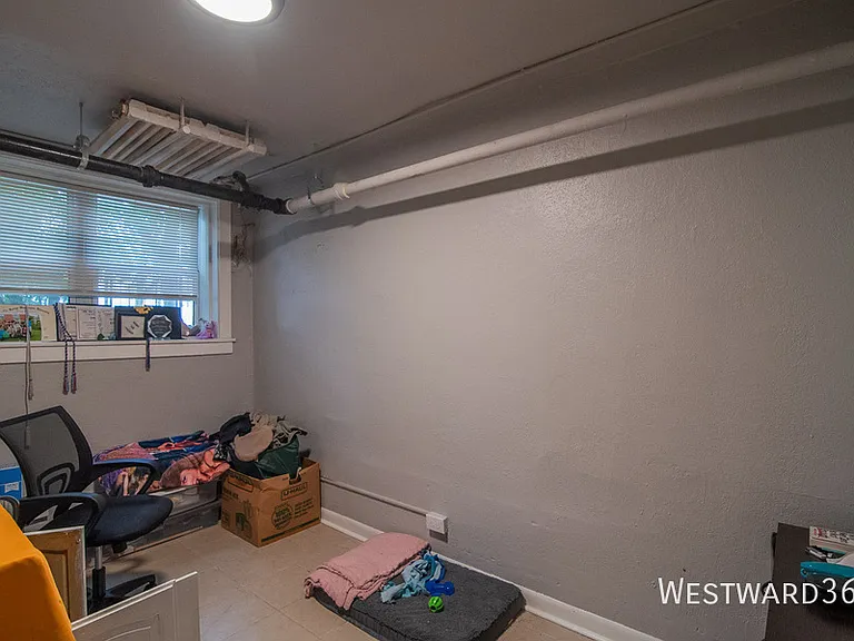 3821 W Wrightwood Ave #G — Photo 11