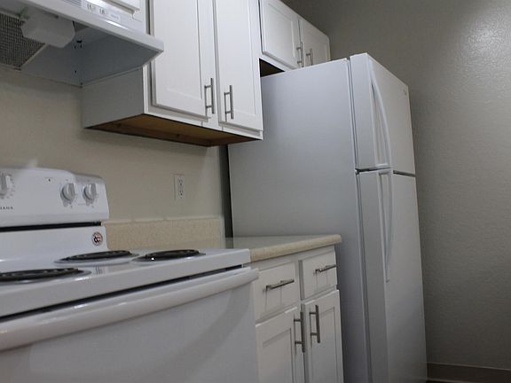 2nd image of 6364 Village Green Cir APT 3
