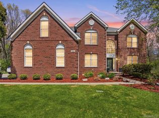 5318 Glenwood Crk, Clarkston, MI 48348