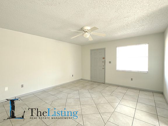4th image of 900 N Bay St #1