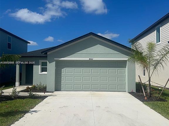 2nd image of 4022 N San Felice Ln