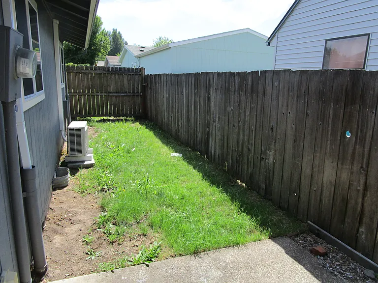 23212 NE Halsey St — Photo 13