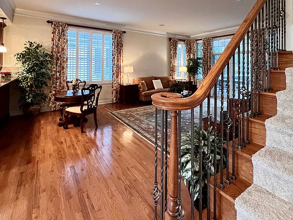 4th image of 15589 Alderbrook Dr