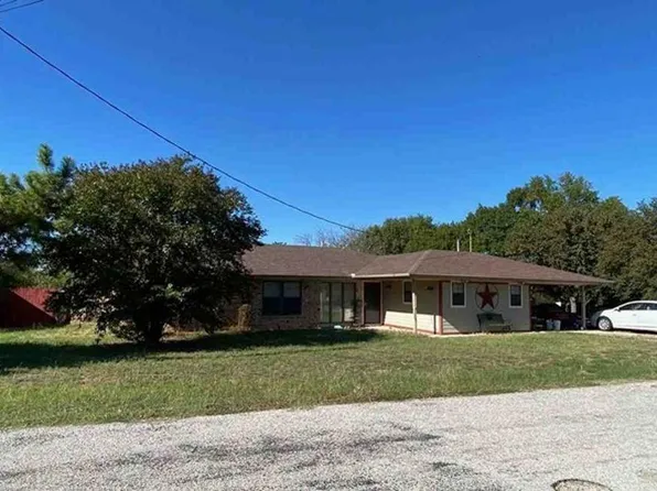 136 Runaway Bay Dr, Runaway Bay, TX 76426