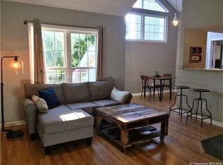 126 Carriage Crossing Ln, Middletown, CT 06457