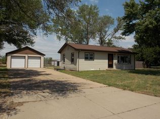 765 N Arapaho St, Wichita, KS 67212