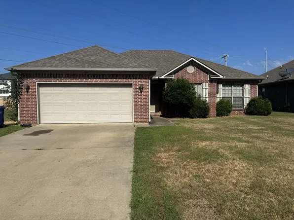 1015 Wineberry, Conway, AR 72034