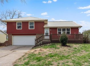 760 W Yerby St, Marshall, MO 65340