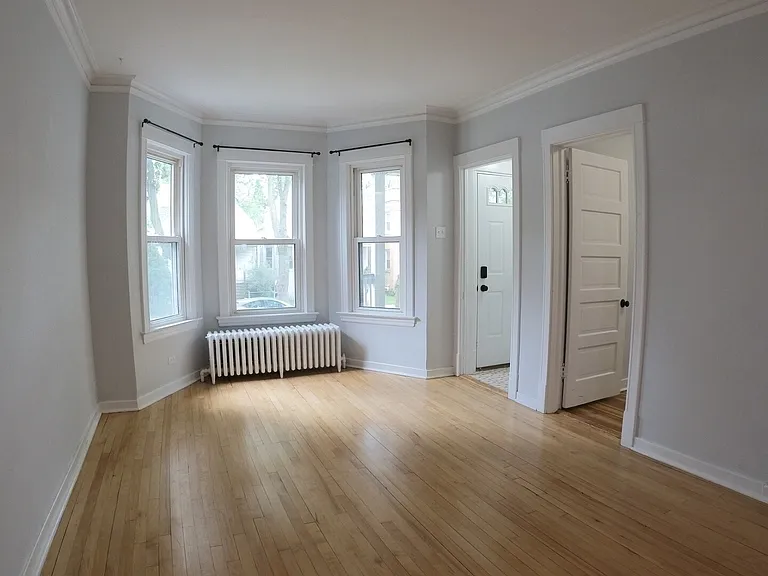 4219 N Albany Ave #2 — Photo 12