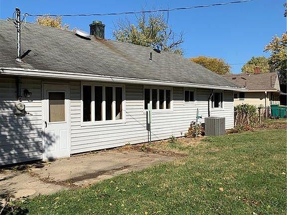 2nd image of 3842 Milford Dr