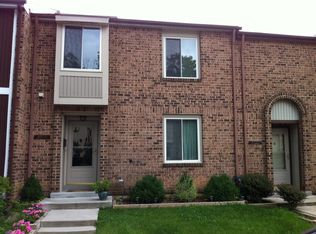 8719 Ridge Hollow Ct, Springfield, VA 22152