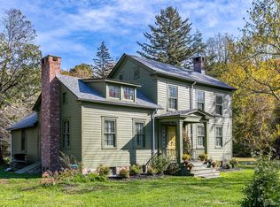 886 State Route 9j, Stuyvesant, NY 12173