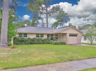 1223 Stonecrest Dr, Houston, TX 77018