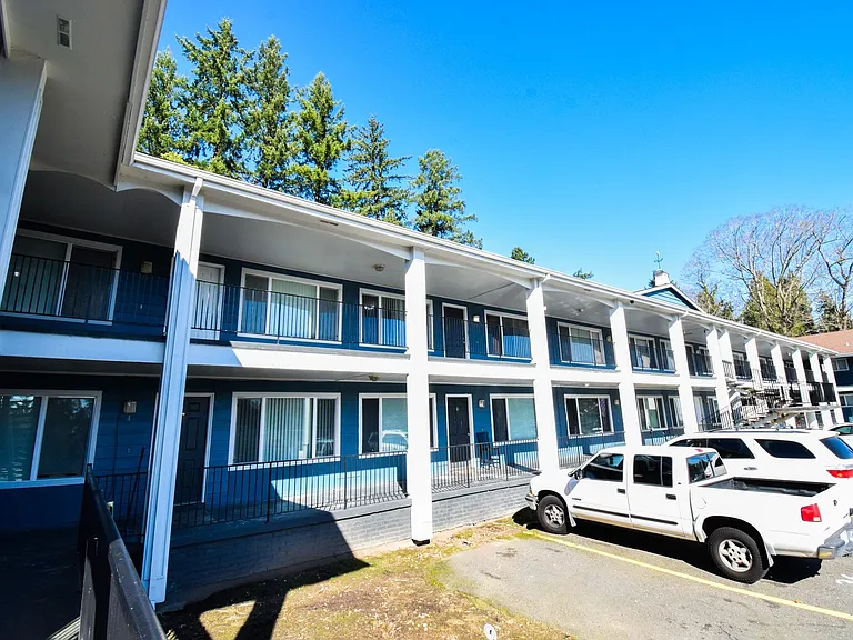 Vista Hills Apartments — Photo 2