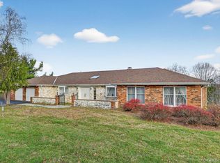 66 Murray Dr, Chester, NY