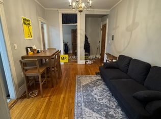234 Newbury St APT 4, Boston, MA 02116
