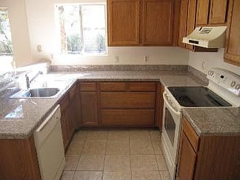4th image of 3823 W Whitten St