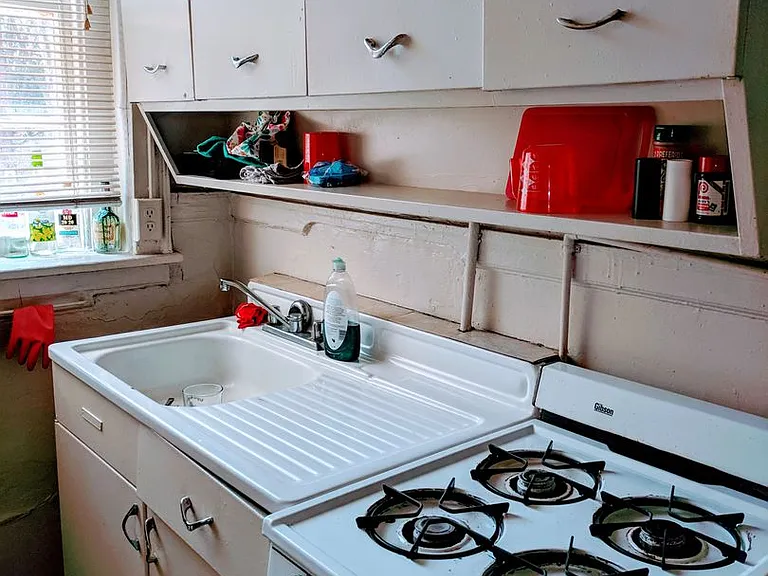 1128 W. Grace St.* — Photo 29