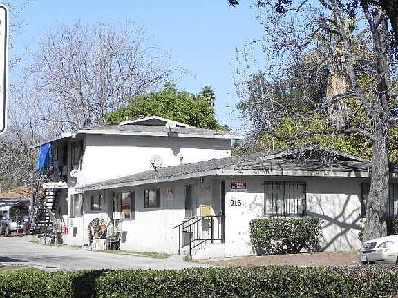 2nd image of 915 N Orange Grove Blvd
