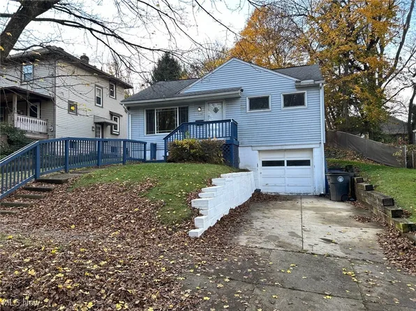 1196 Clifton Ave, Akron, OH 44310
