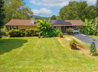 546 N Country Club Rd, Brevard, NC 28712