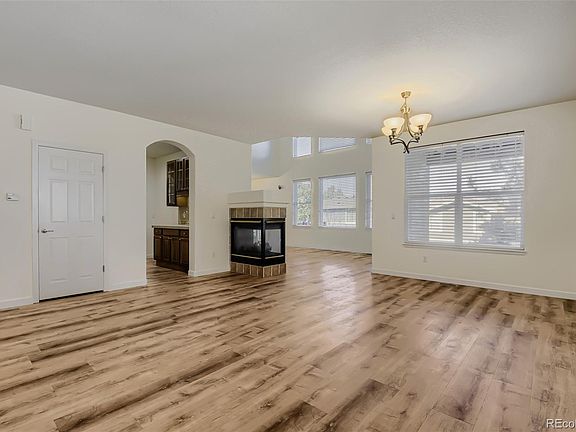 4th image of 10805 Hickory Ridge Street