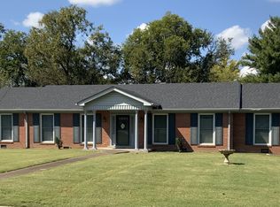 126 Oak Hill Dr, Lebanon, TN 37087