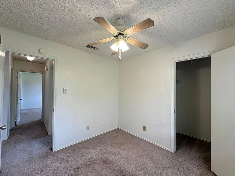 2312 Silverhill Dr — Photo 29