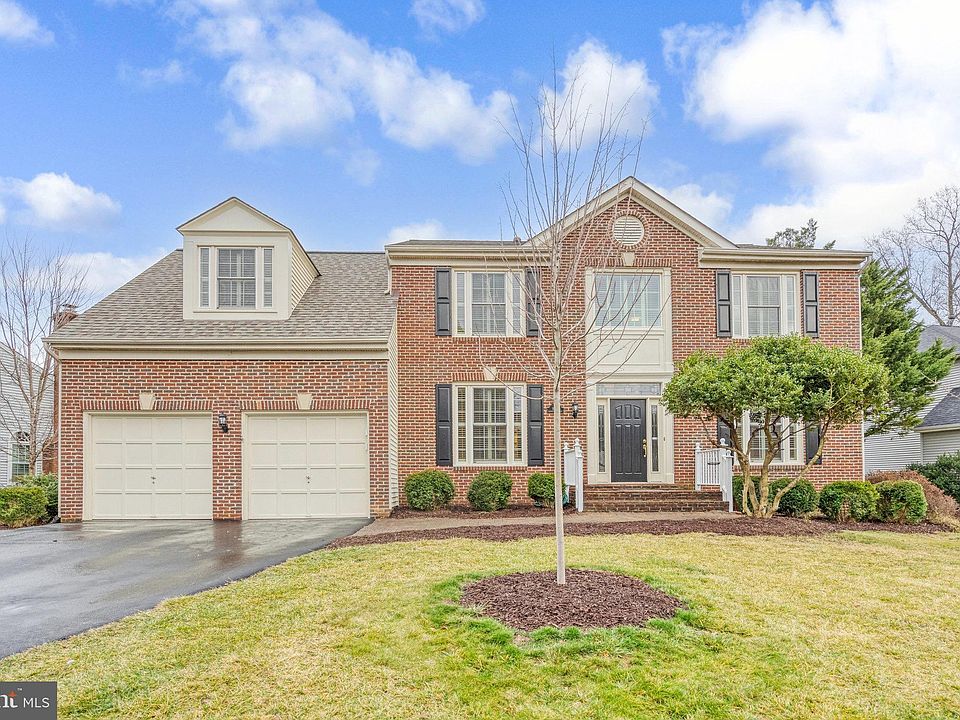 8015 Chippenham Ct, Fairfax Station, VA 22039 Zillow