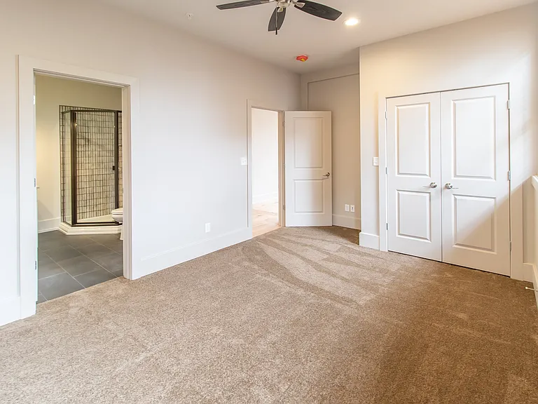 1741 Frankfort Ave #101 — Photo 10