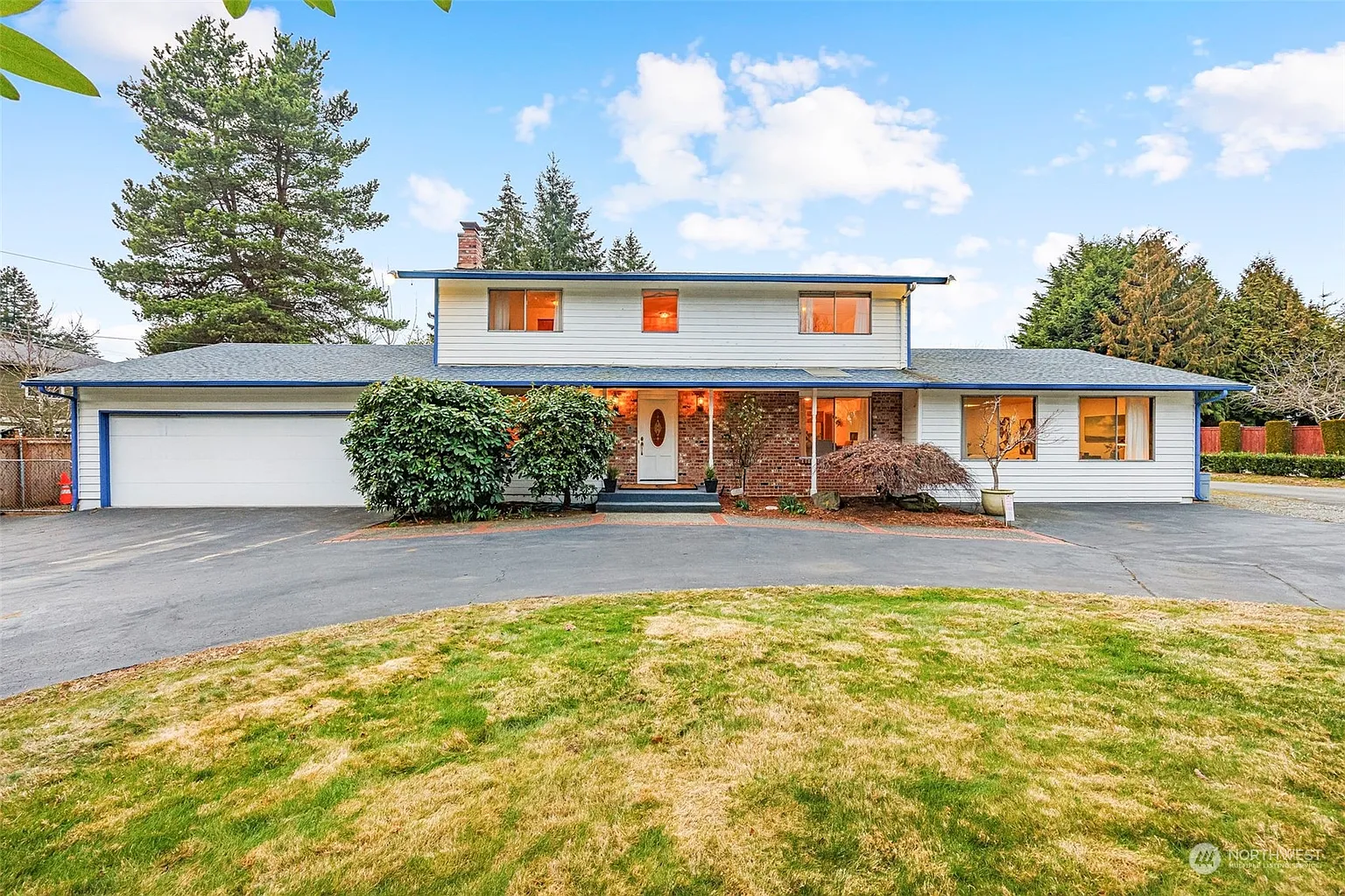 19907 4th Avenue SW photo 1