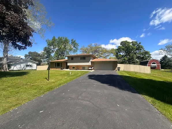 1006 Forest Dr, Elgin, IL 60123