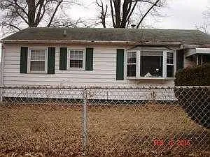 5724 Eagle St photo 1